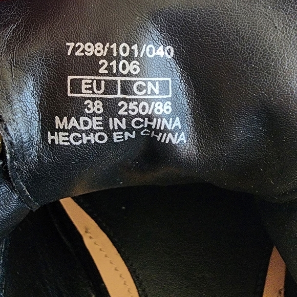 ZARA LOAFERS BLACK PATENT ZIP SHOES 38 7.5 - Picture 7 of 11